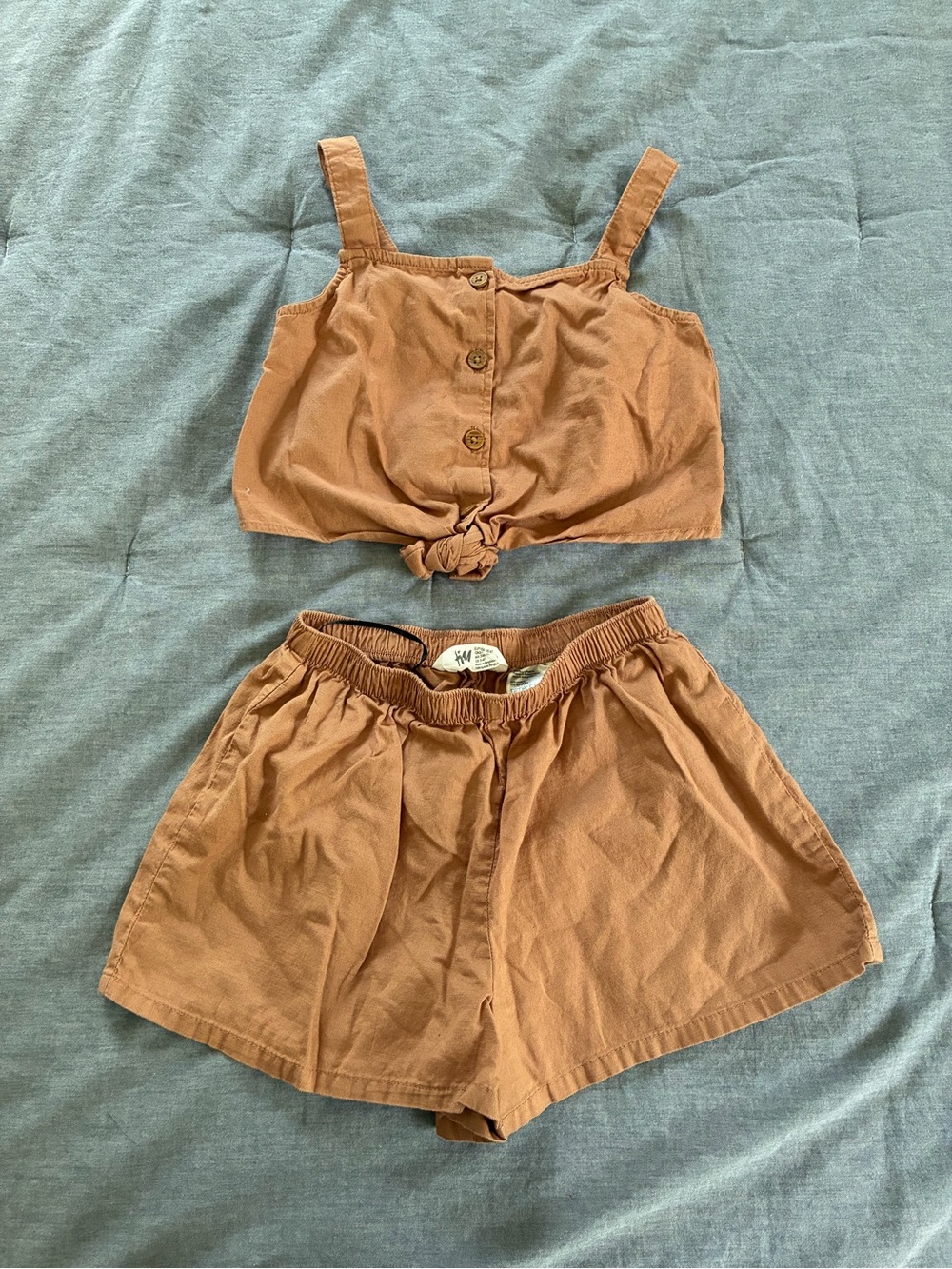H&M Girls Rust Tie-Front Crop Top & Shorts Set EUC Size 4T